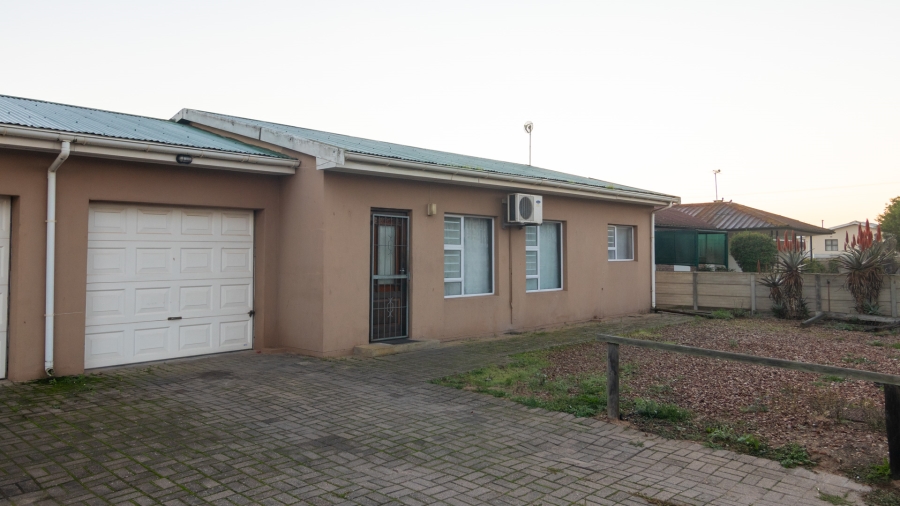 3 Bedroom Property for Sale in Velddrif Western Cape